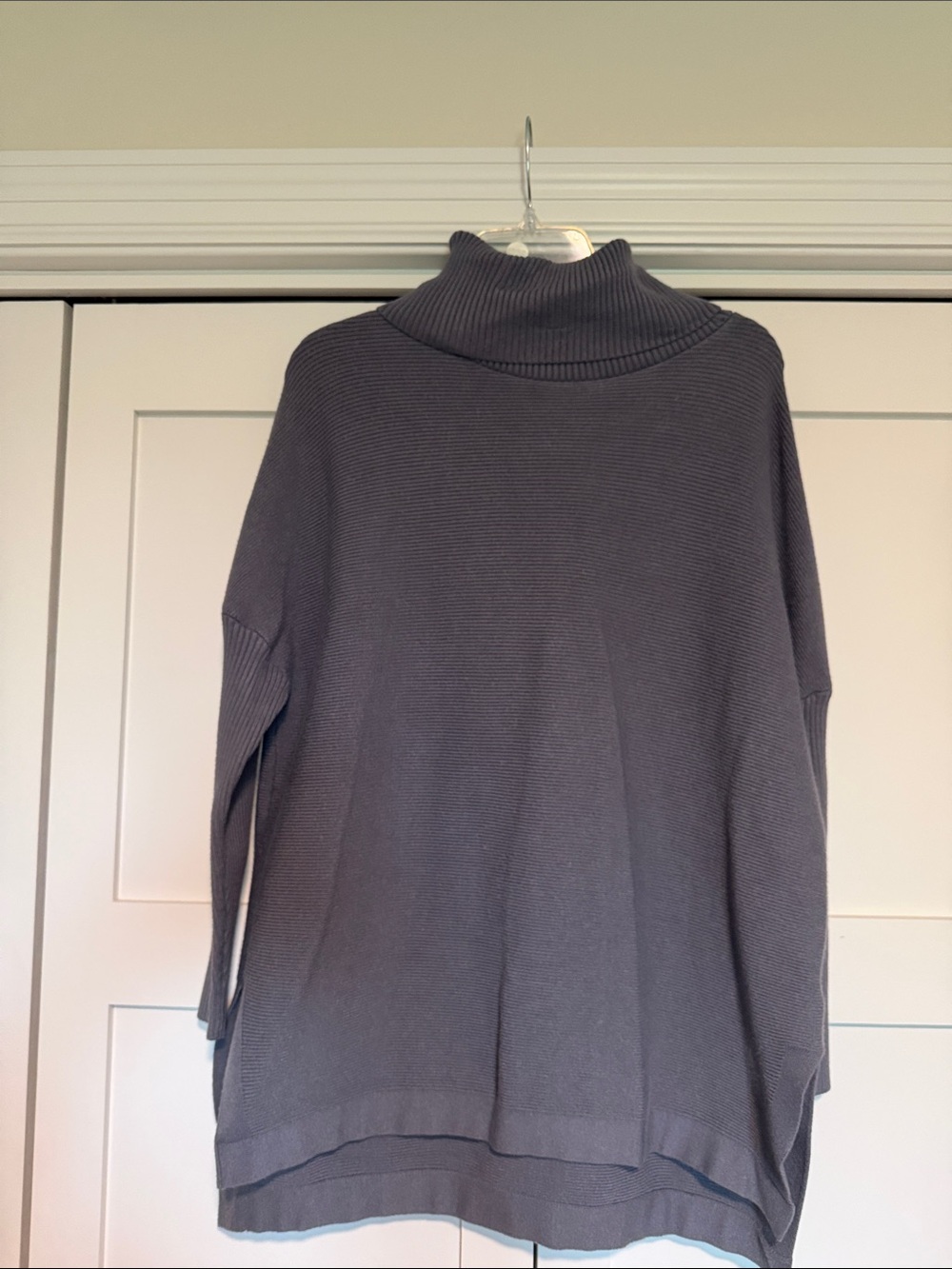 Cozy Turtleneck Women's Sweater - Slate Gray